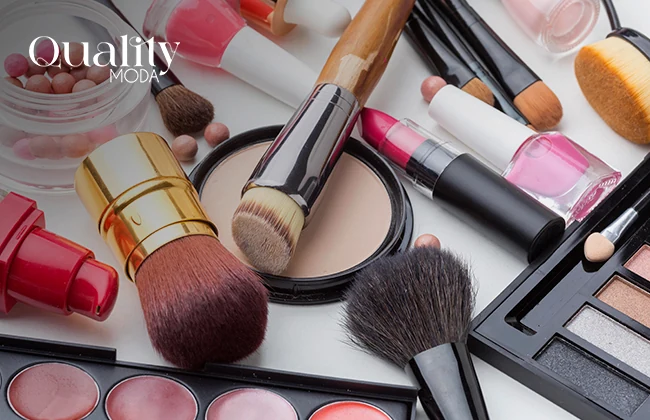 Diferentes opciones de maquillaje para vender y generar dinero